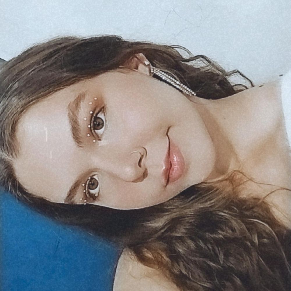 júlia
