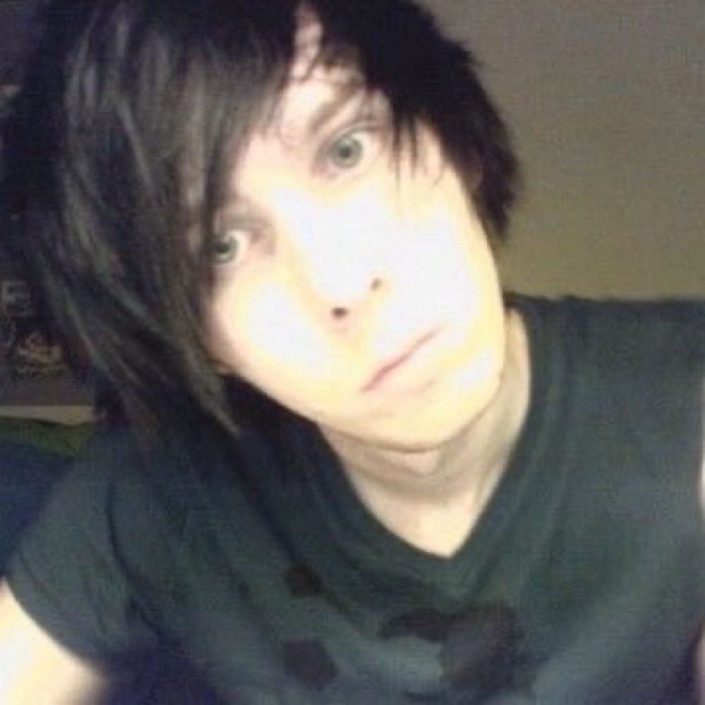 ezra ☆