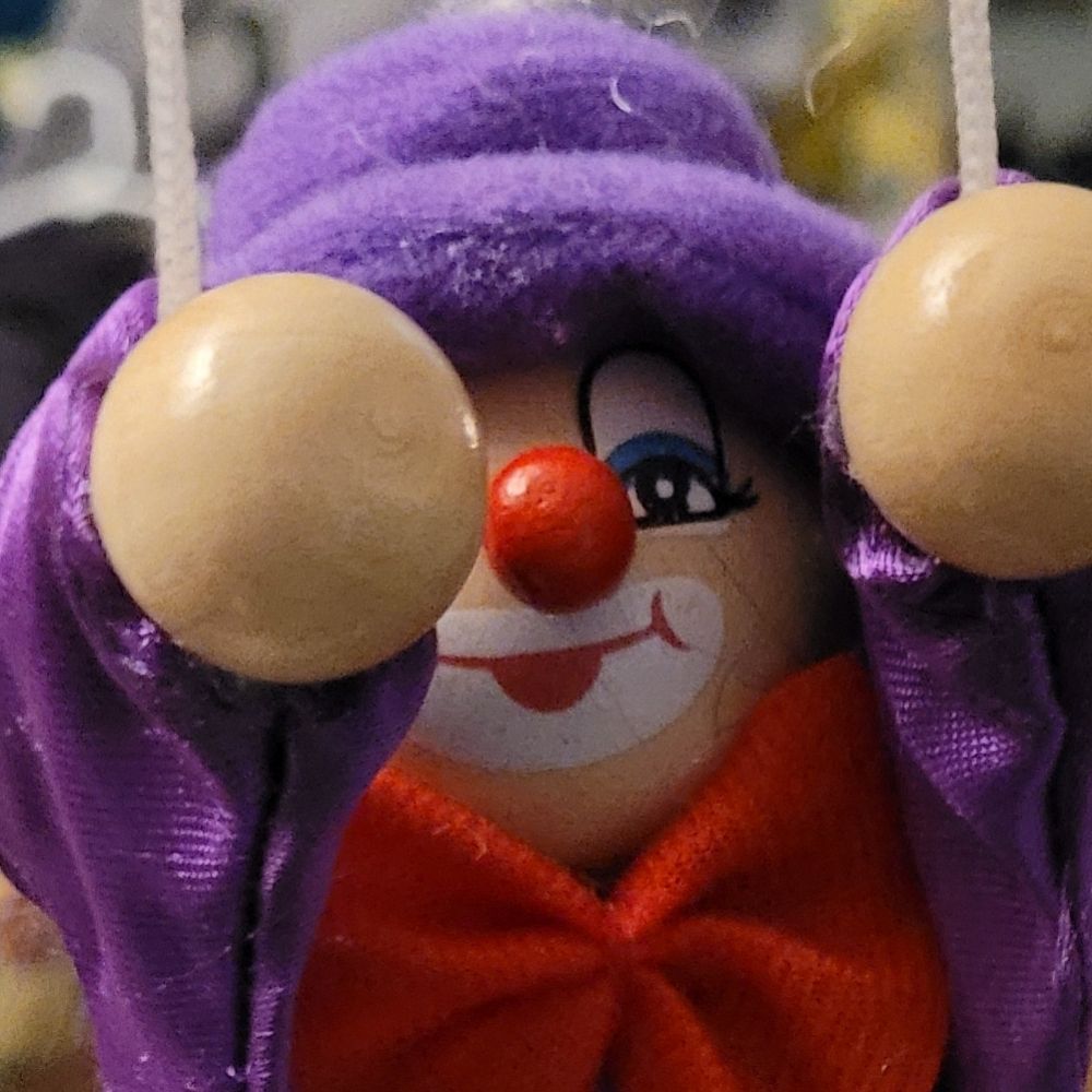 clown butt online