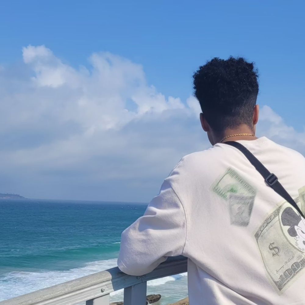 Alvaro Sheik 😶‍🌫️