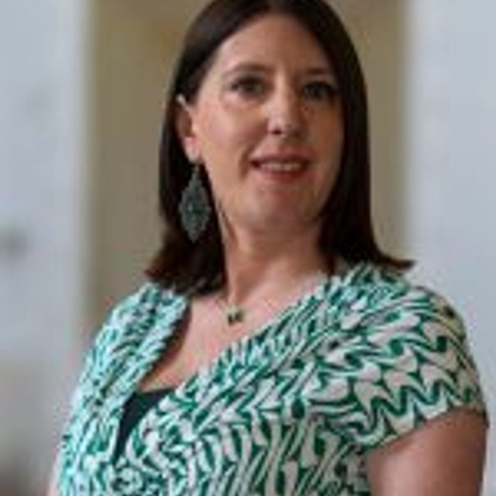 Dr Stephanie Brown