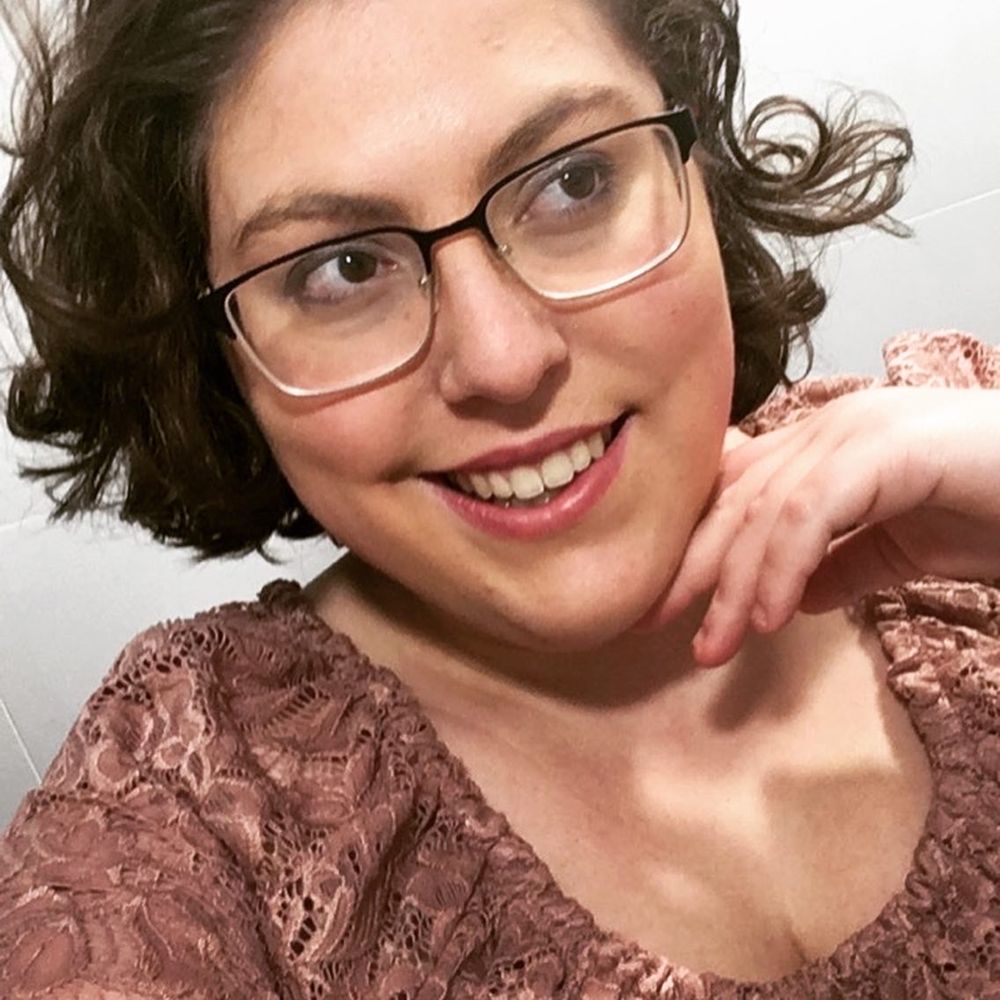 Zoe Kaplan's avatar