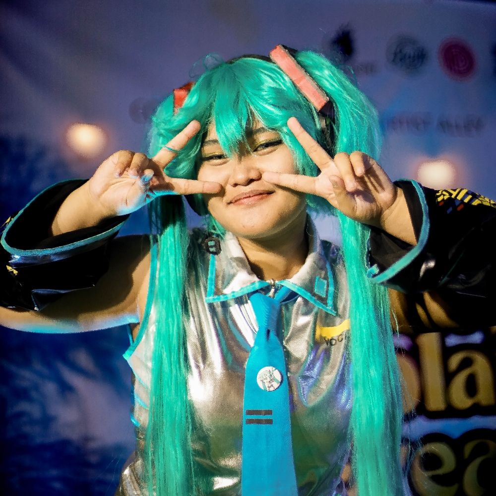 NYX COS