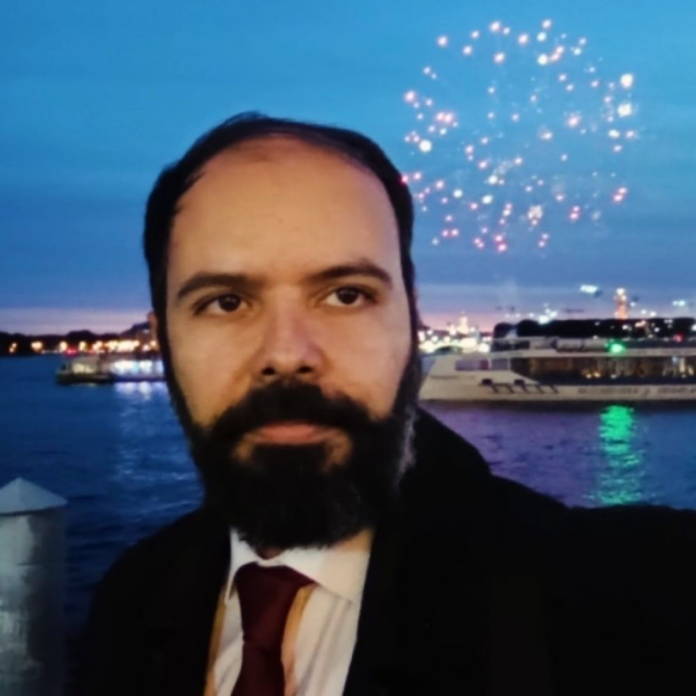 Nader Nourbakhsh
