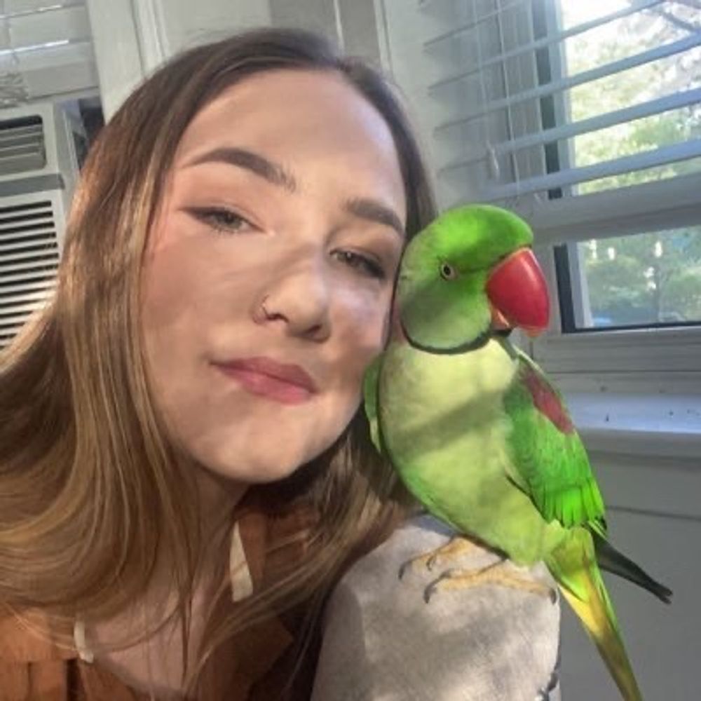 Haley Henschel 🦜