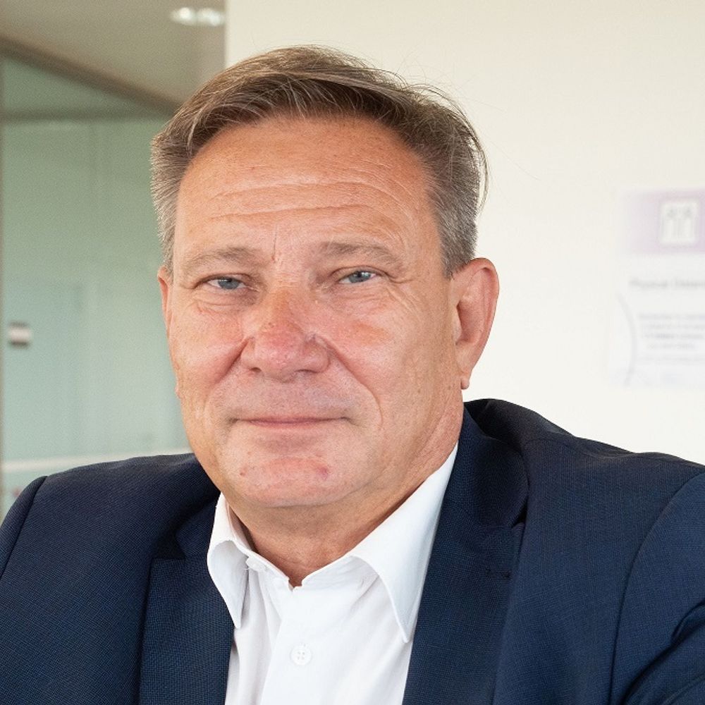 Dr Philippe Duneton
