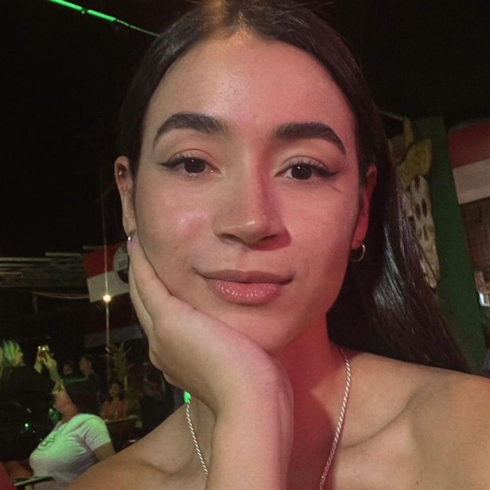 Emilly 🍒