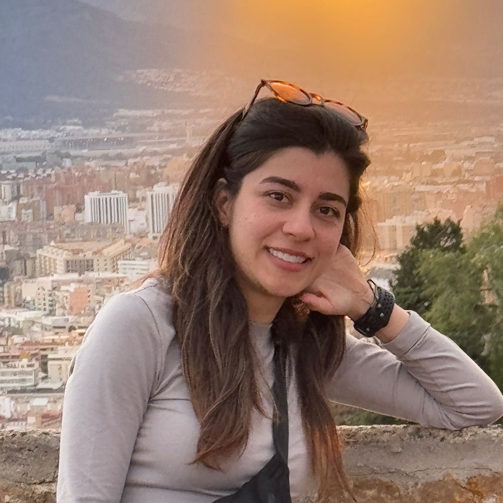 Zeinab Attar ( Nilufar)