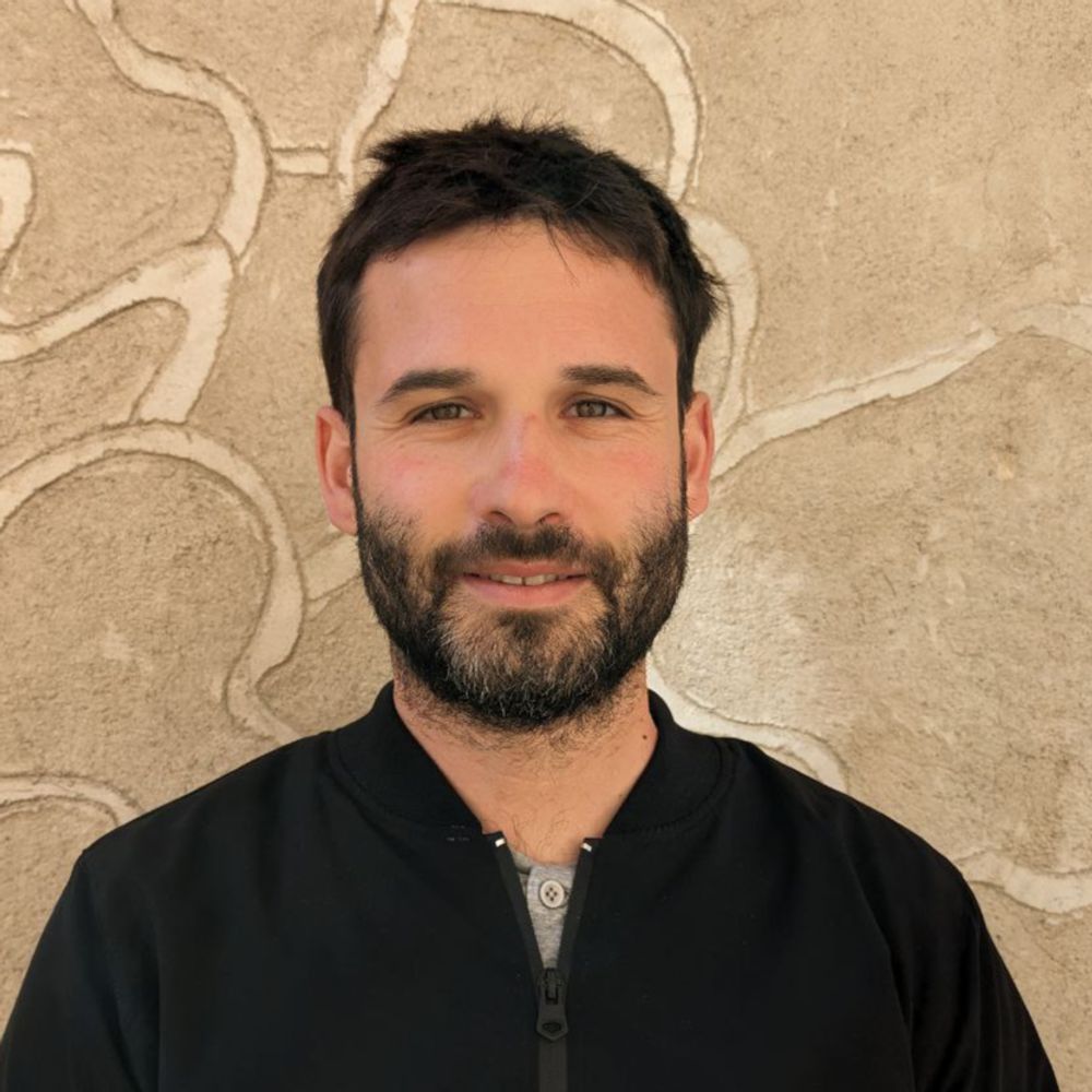 Nicolas Robinson-Garcia