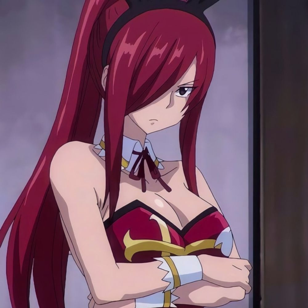 ERZA SCARLETTT