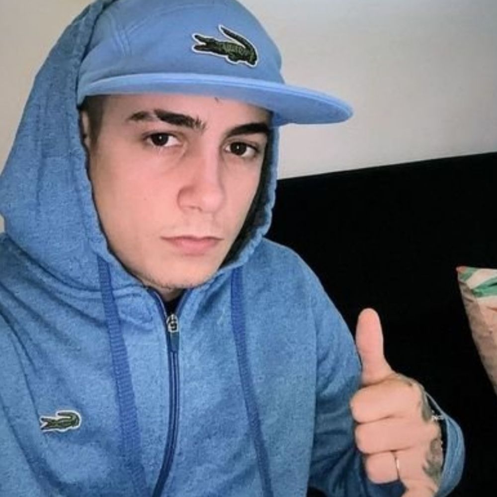 ─ klarão. 🍉