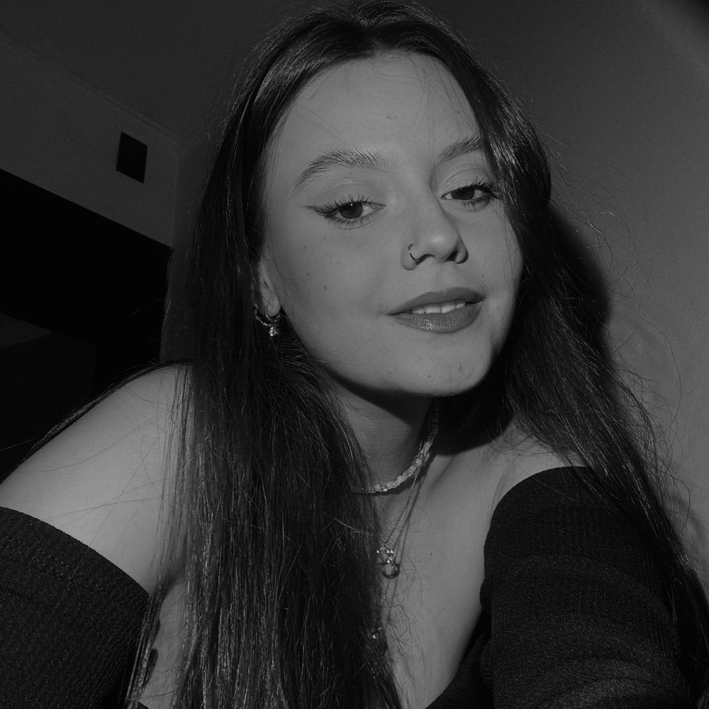 b 🧚🏼‍♀️