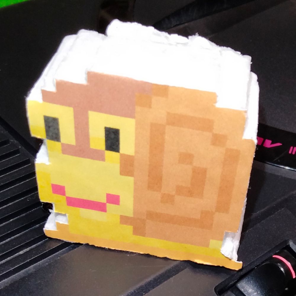 し～でんでん🐌ファミコン風BGMの人