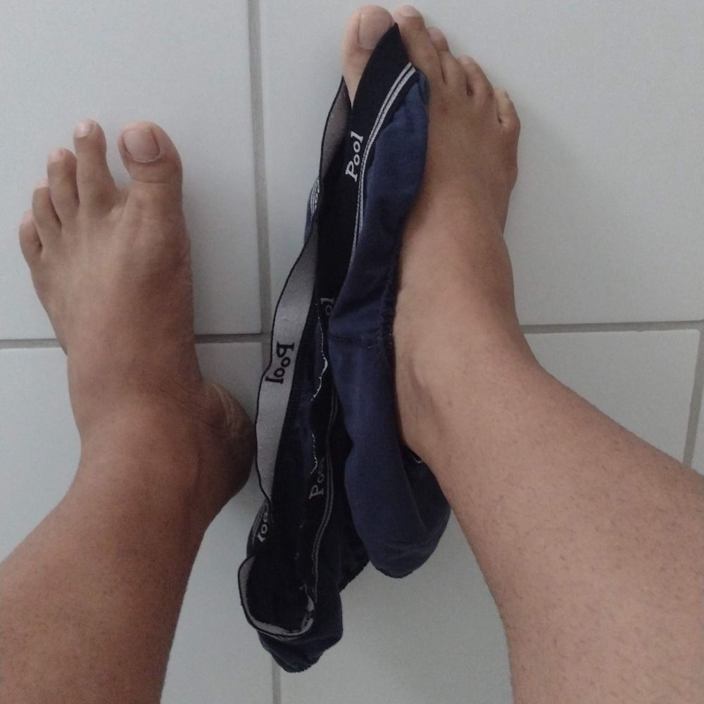Feet man