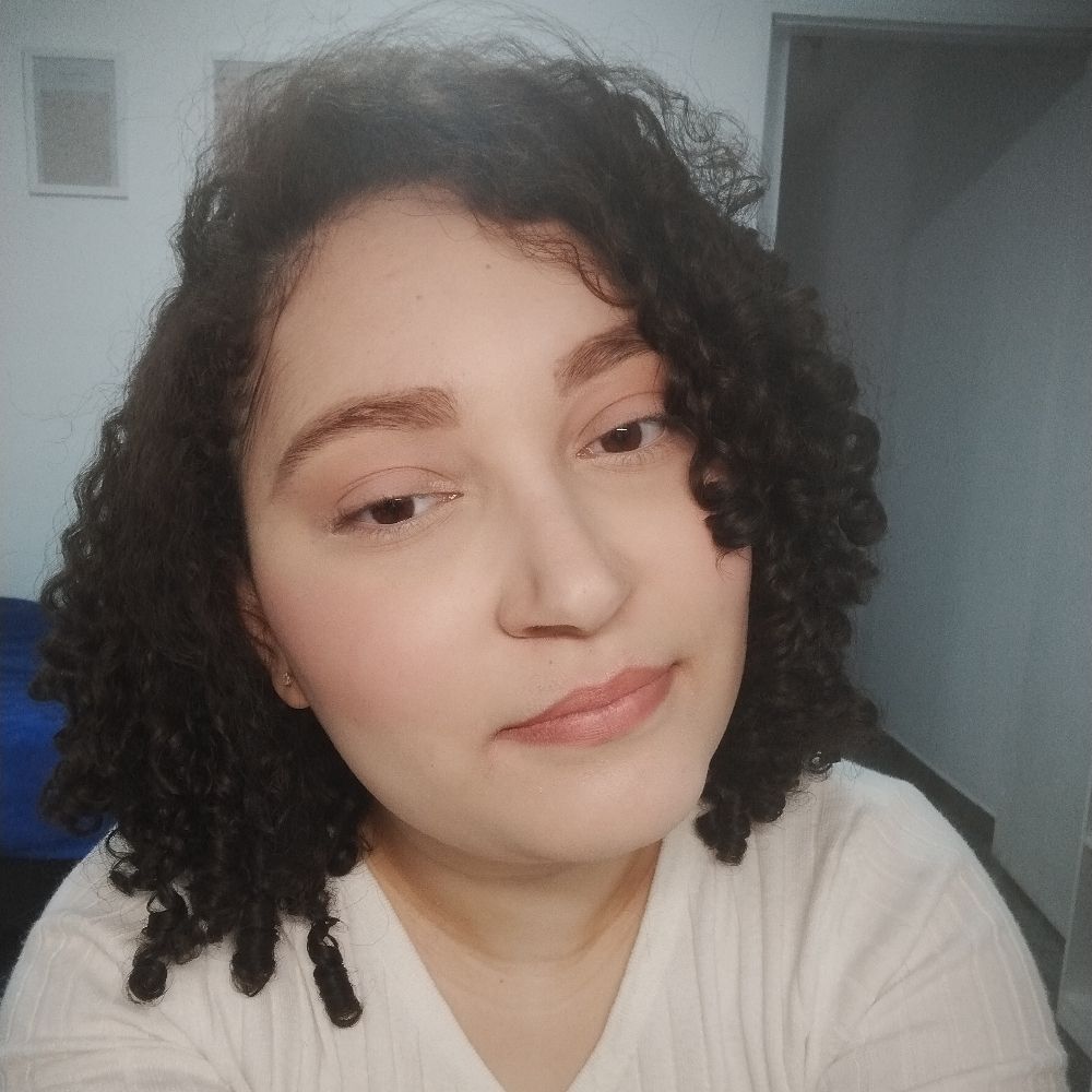 web diva thauanne luana