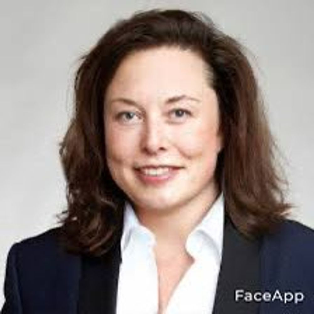 FirstLadyElonia