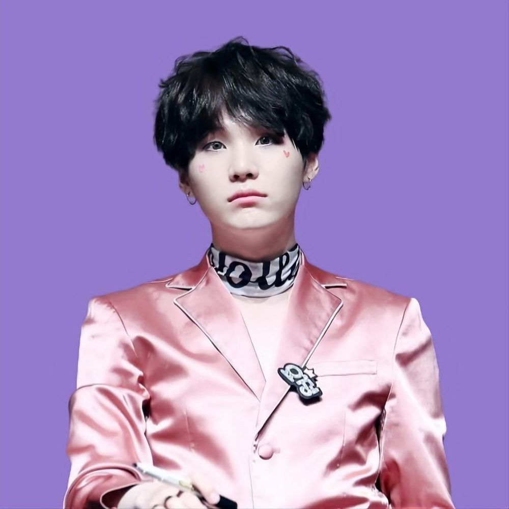 a yoongi enthusiast 🐈‍⬛