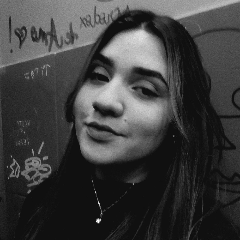 𝐄𝐫𝐢𝐤𝐚 𝐌ü𝐥𝐥𝐞𝐫  🍷