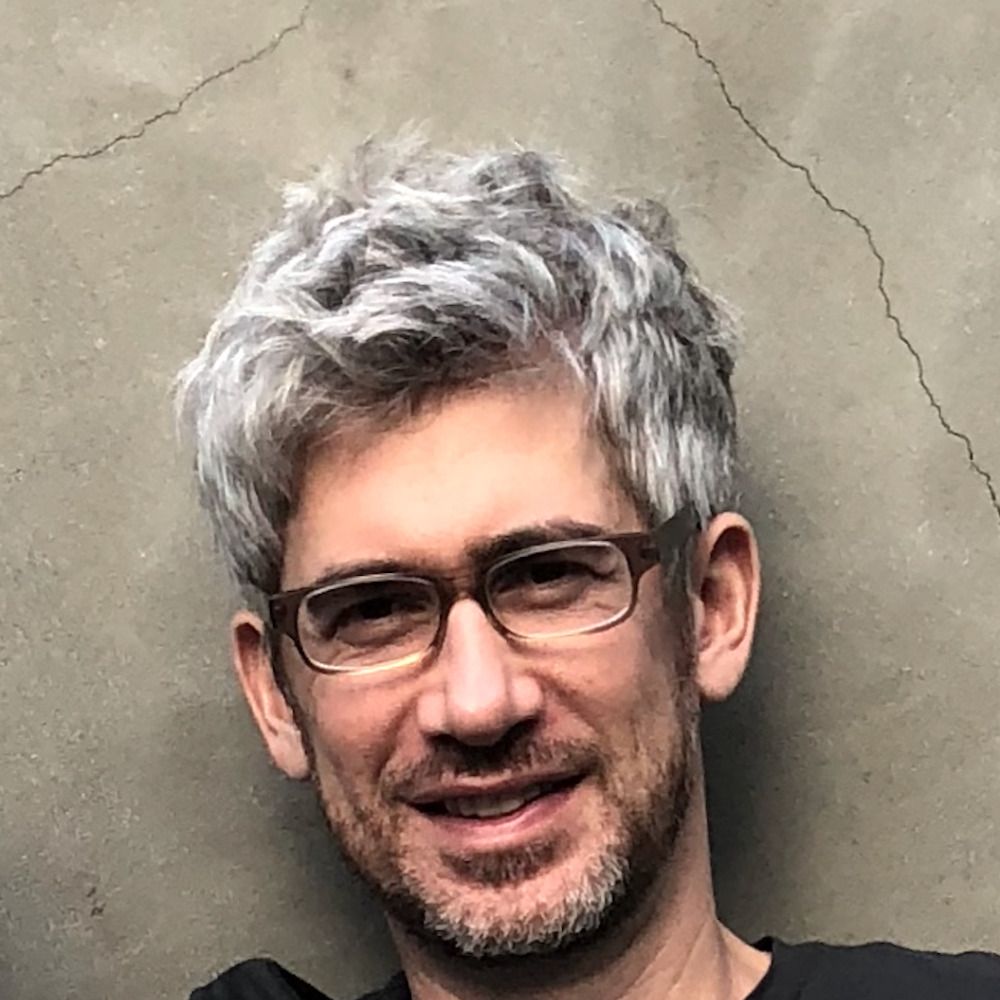 Daniel C Howe
