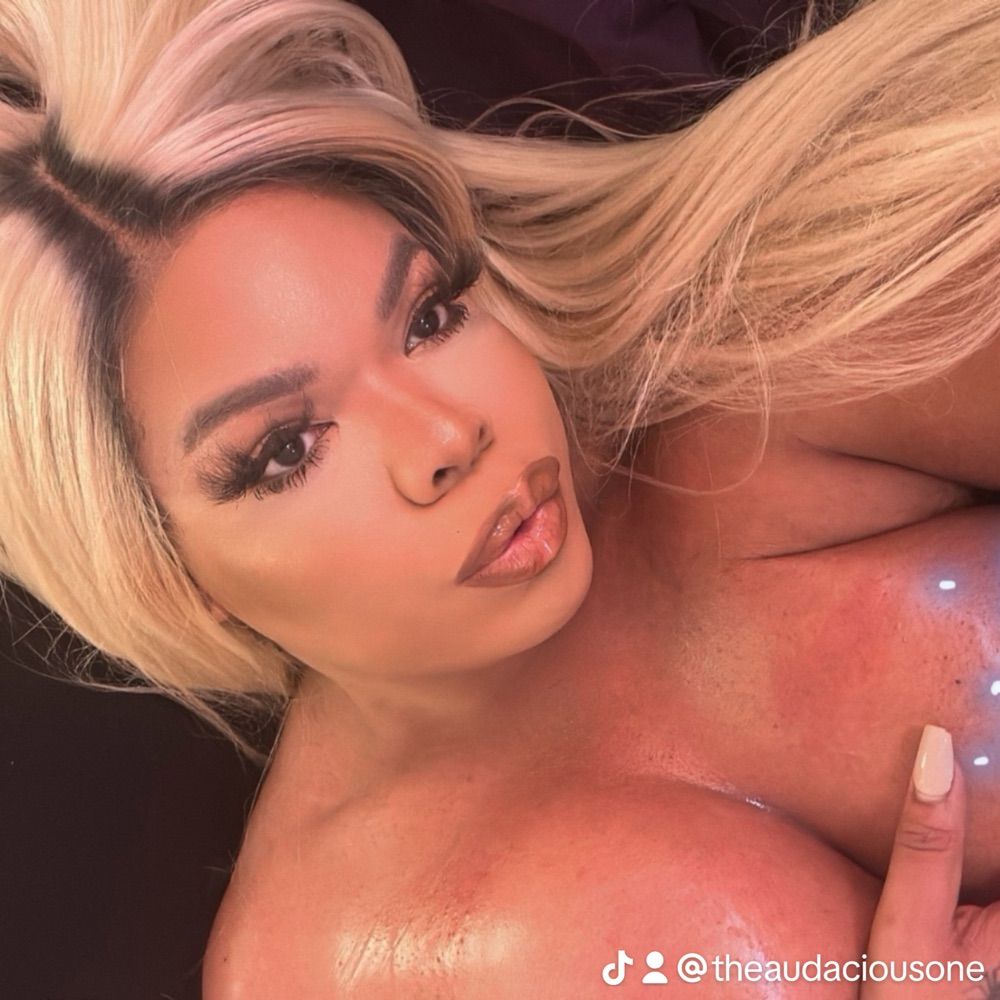 Ts Angel Gomez