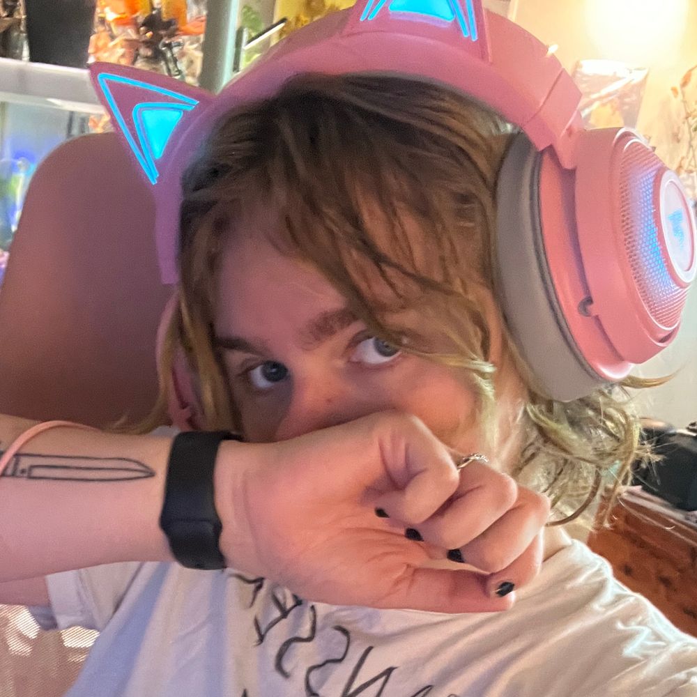 envy (he/they)