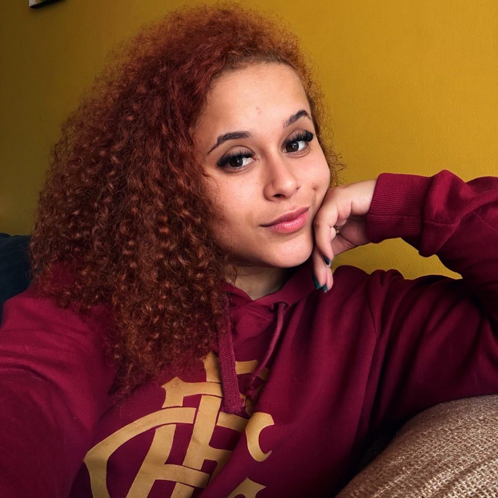 Carla Bastos 