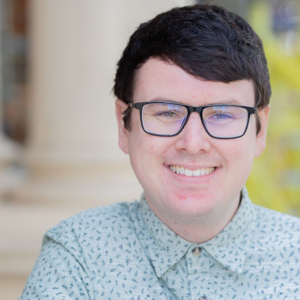 Dr Daniel Jolley