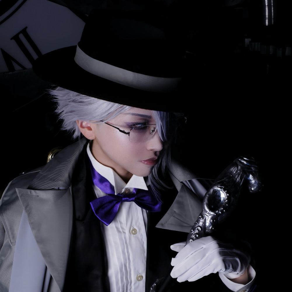 Akr