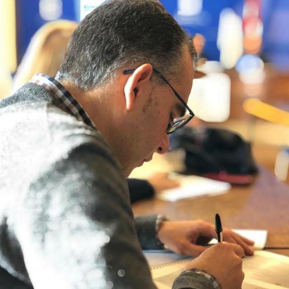 Carlos López