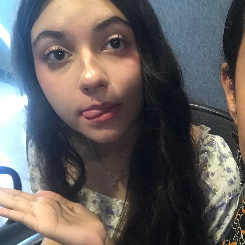 gigi 🍇