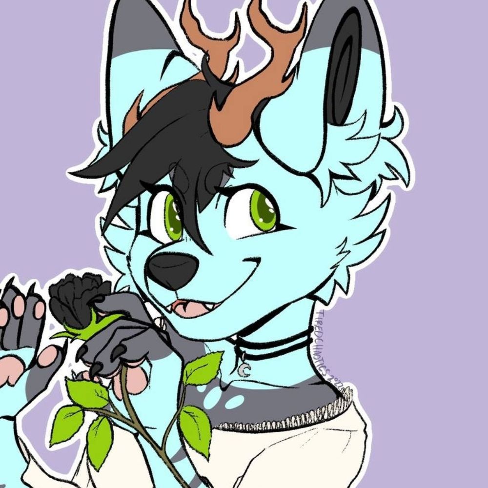 Gail 🏳️‍⚧️🌹 the Deerfox