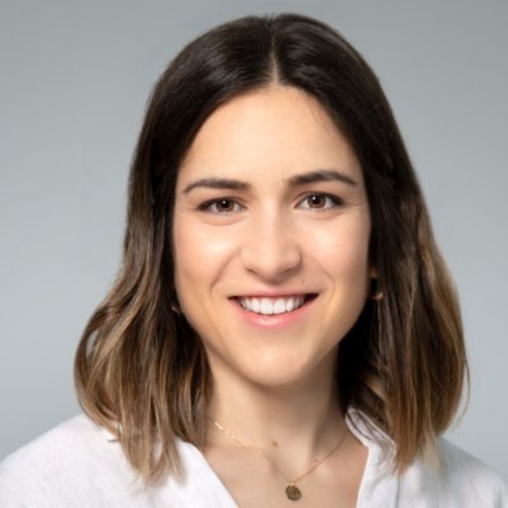 Paula R Villamayor