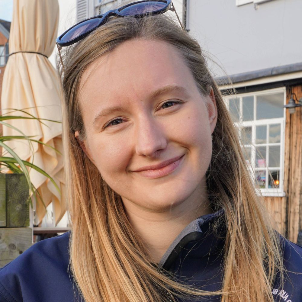 Dr Laura Sinclair
