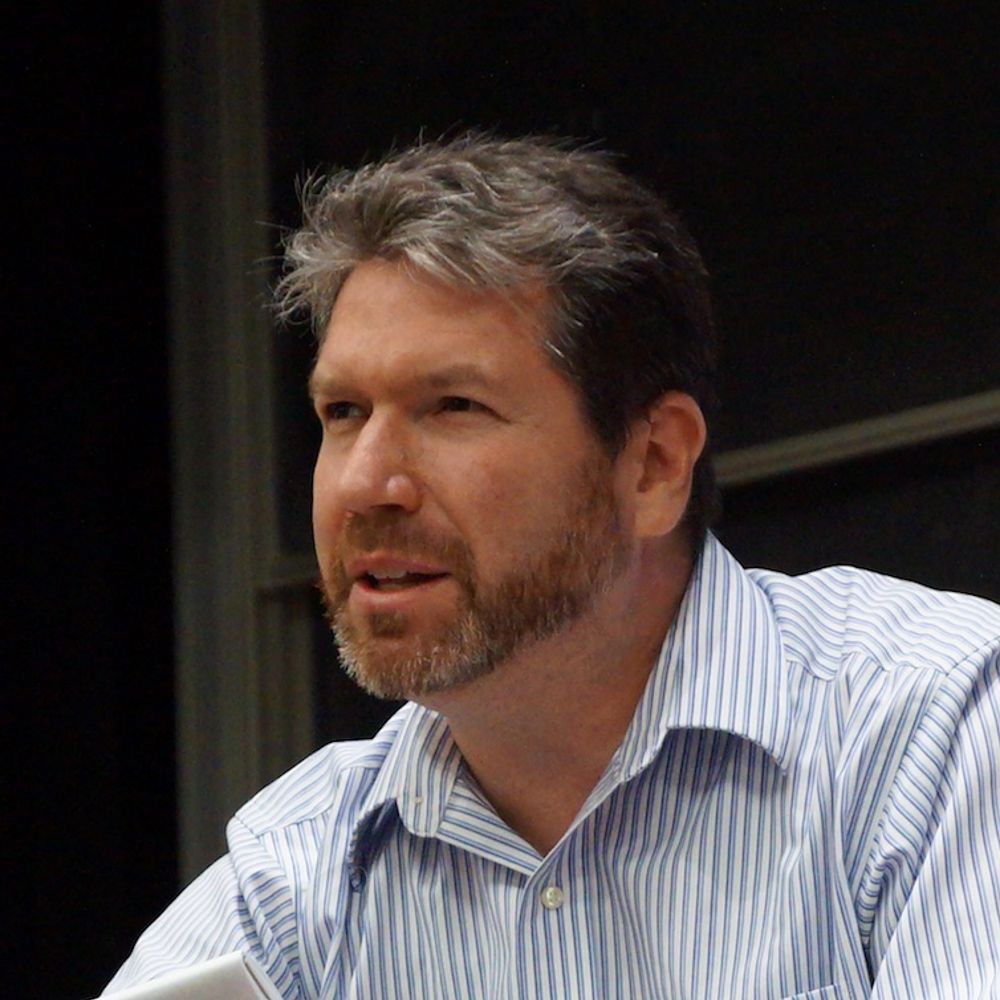 Michael Berry (白睿文)