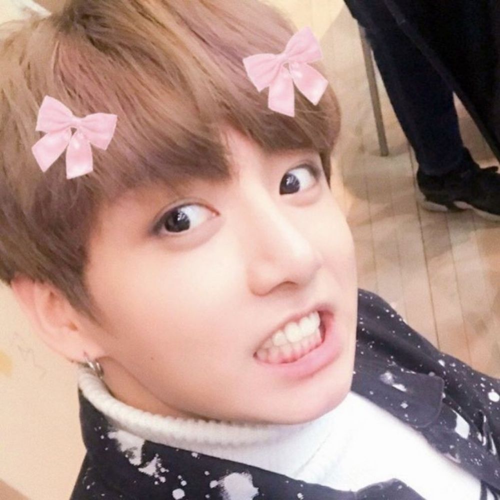꒰ ❤︎ 𝒕𝒆𝒕𝒆 ೀ