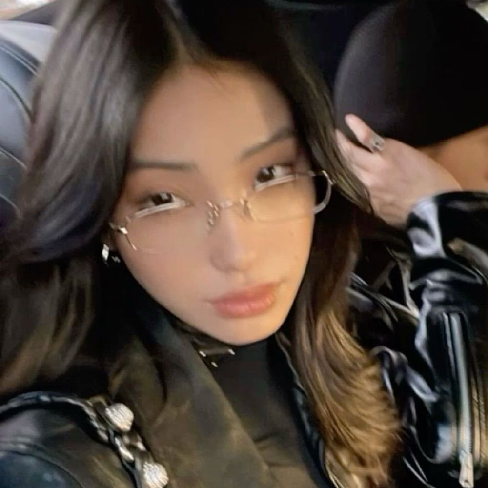 月𝘁𝘀𝘂𝗸𝗶. (unf)