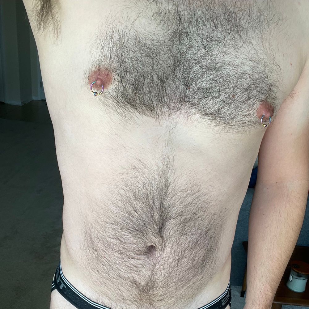 Pierced otter 🦦 & wannabe slut 🍆
