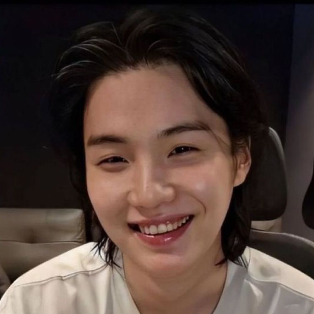 Ƴσʝιɛ ѲƬ⁷ | HAPPY ON THE STREET ⟭⟬아포방포 ⟬⟭🫡 2025!💜
