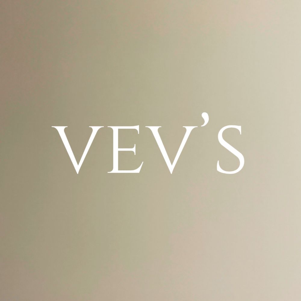 Vev’s Home Decor / Shopping