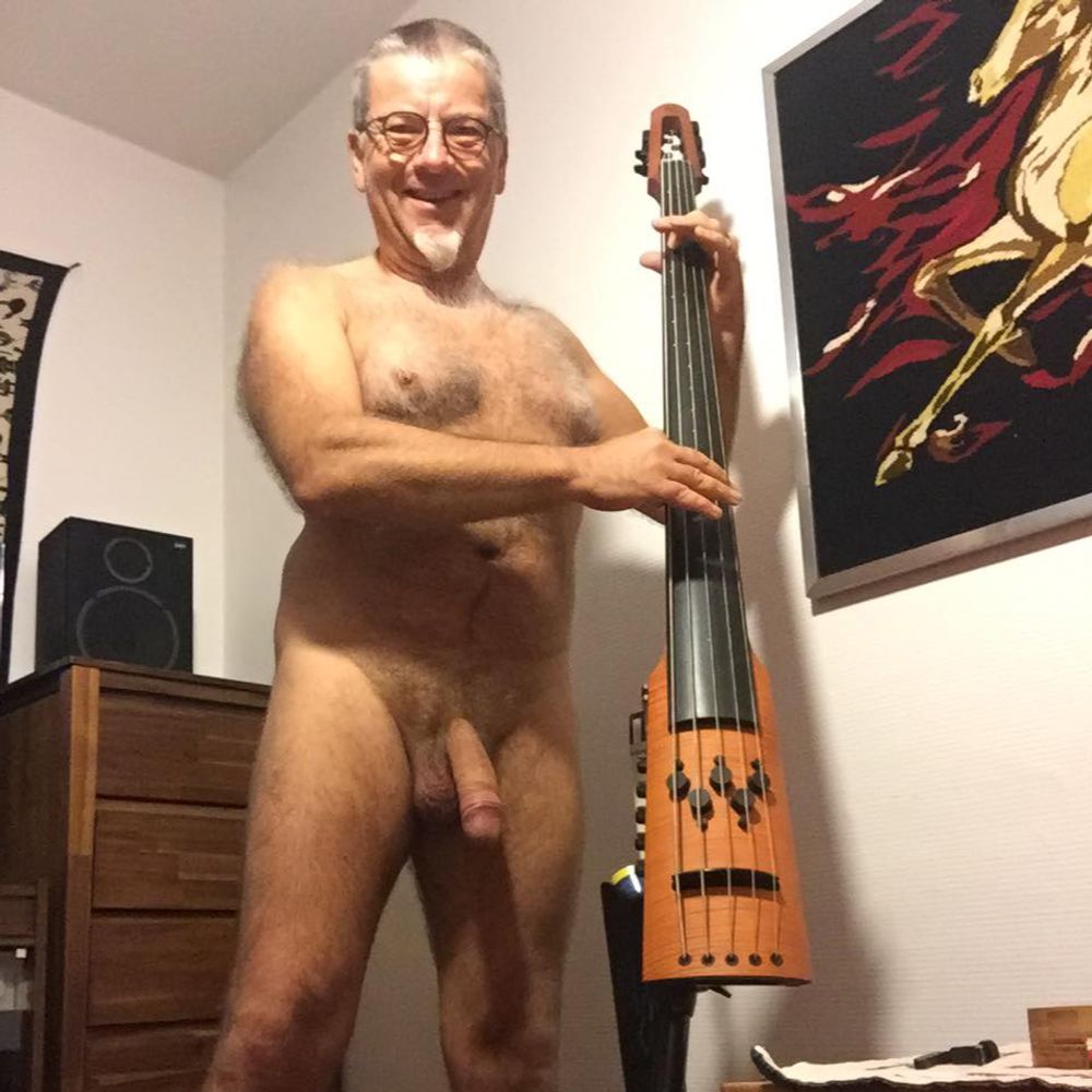 Naturiste et Velu