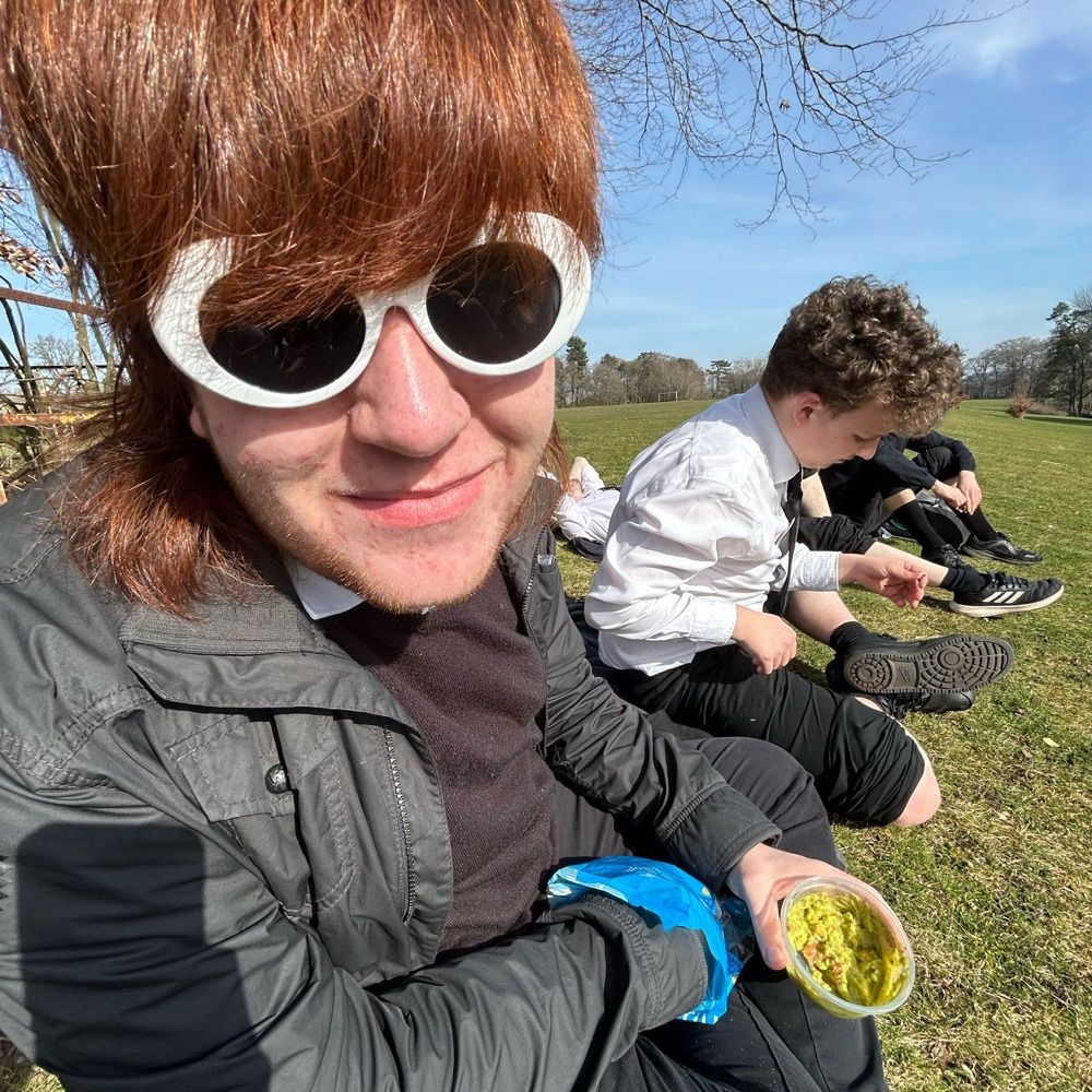 Elliot P Valentine