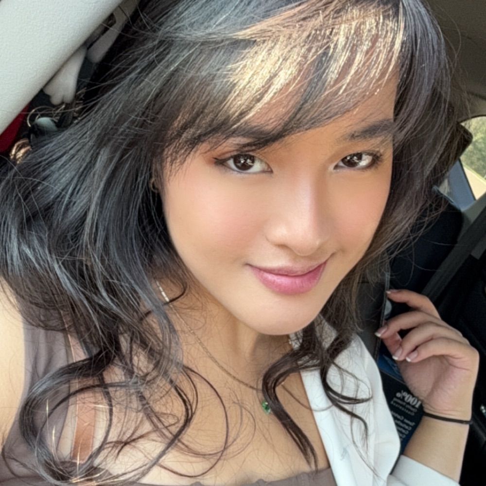 Laura Nguyen 🌟