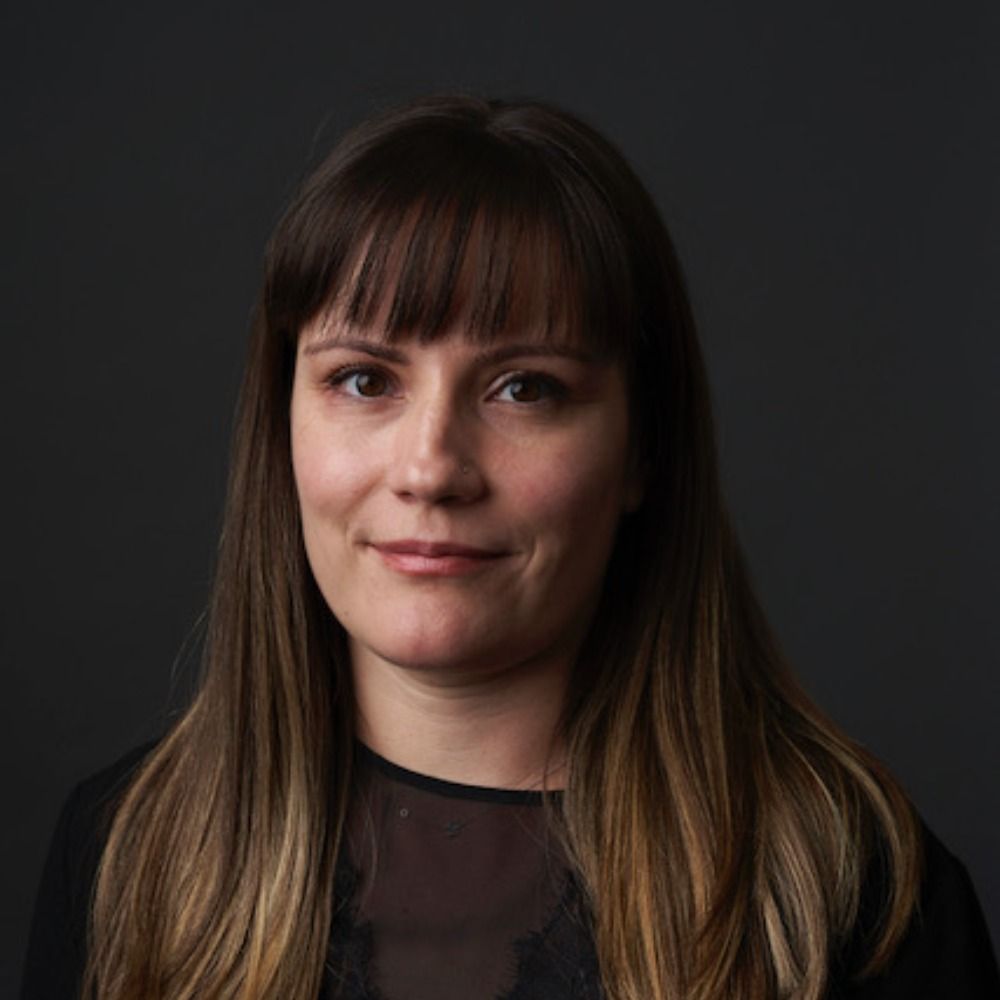 Nicole Santa Cruz