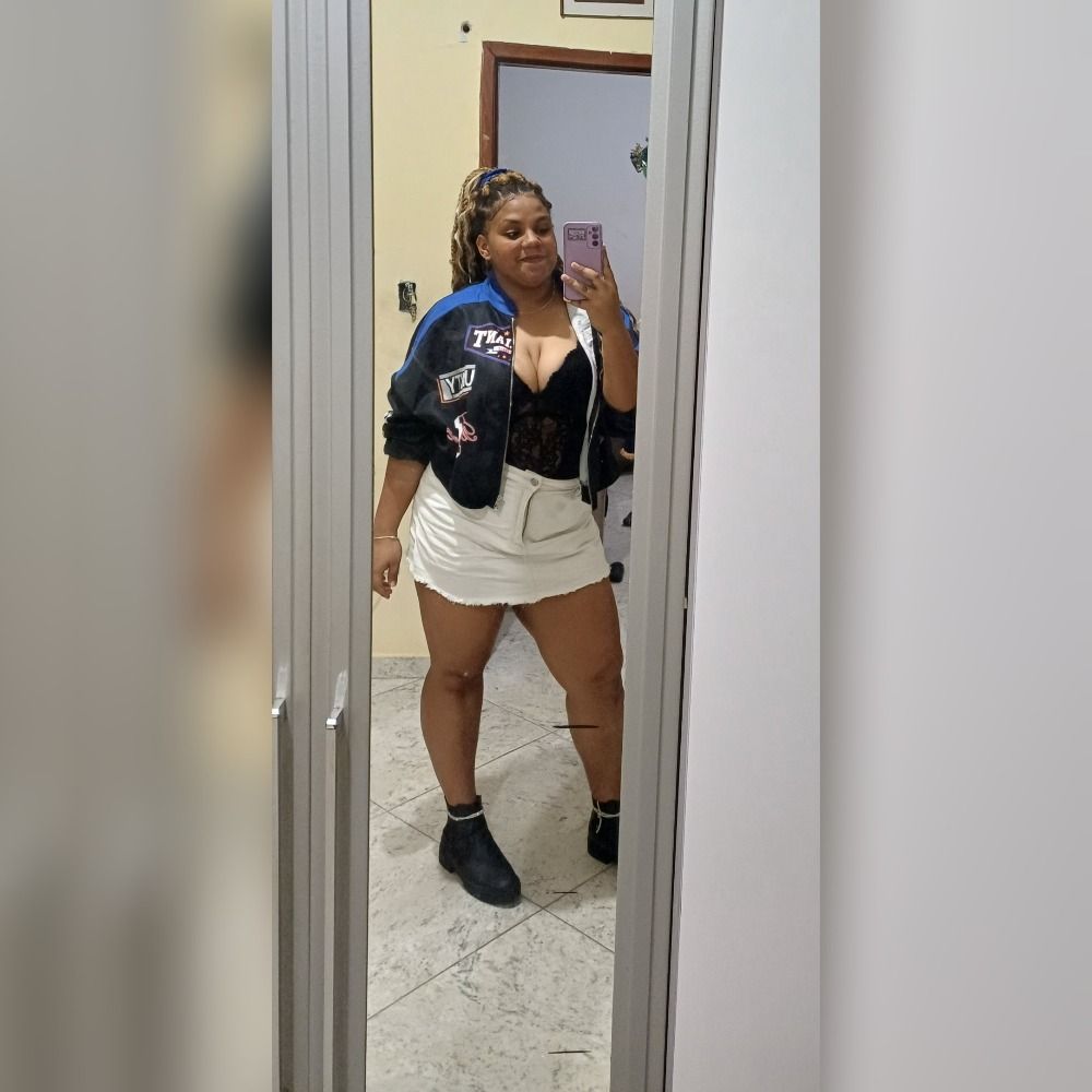 Thaís