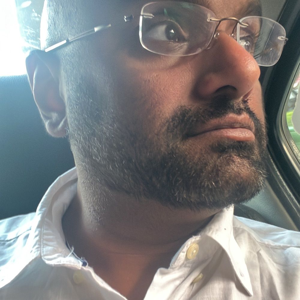 Dr. Akshay Sarathi அக்ஷய் சாரதி