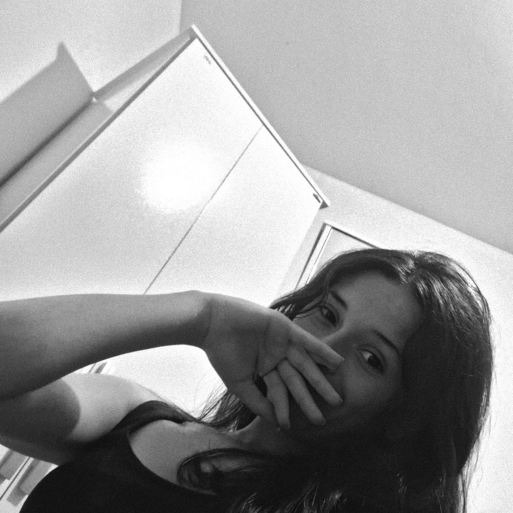 ♰