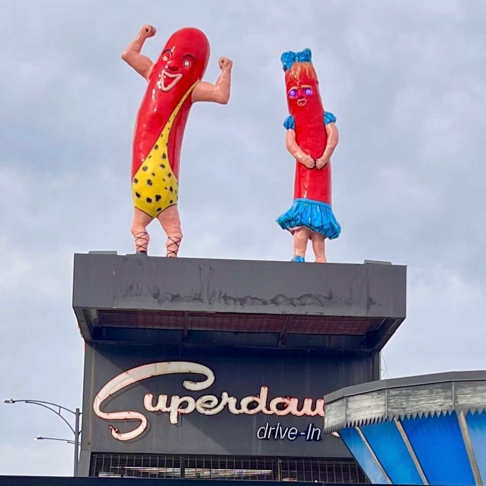 Superdawg Drive-In