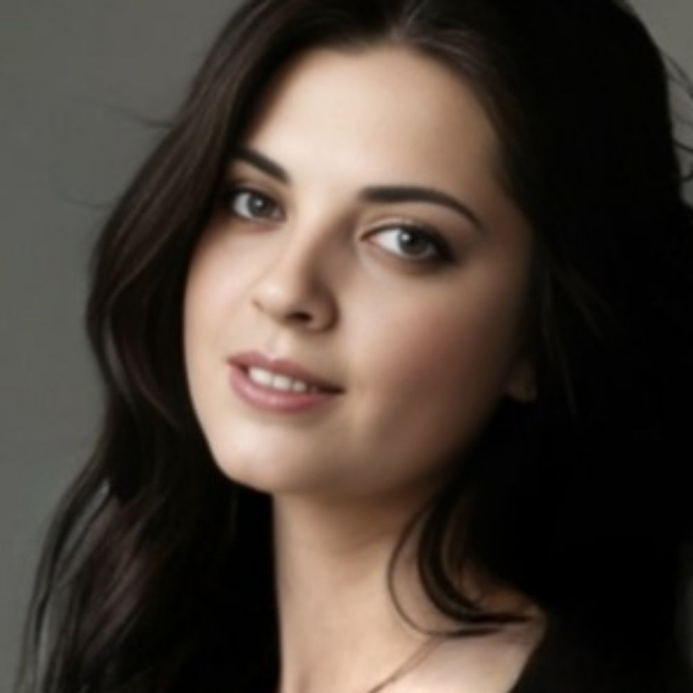 Esmeray Sultan | Author