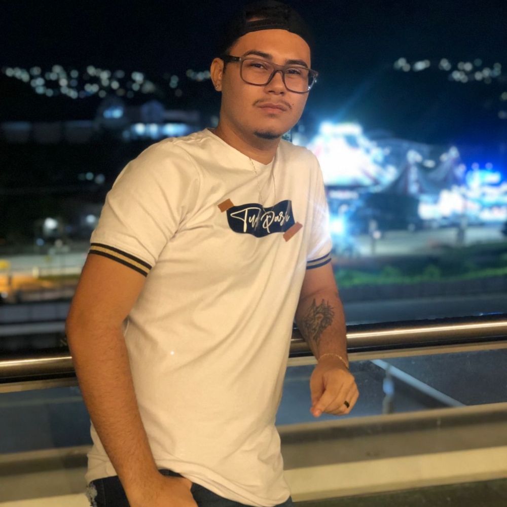 Kenned🥵🤤