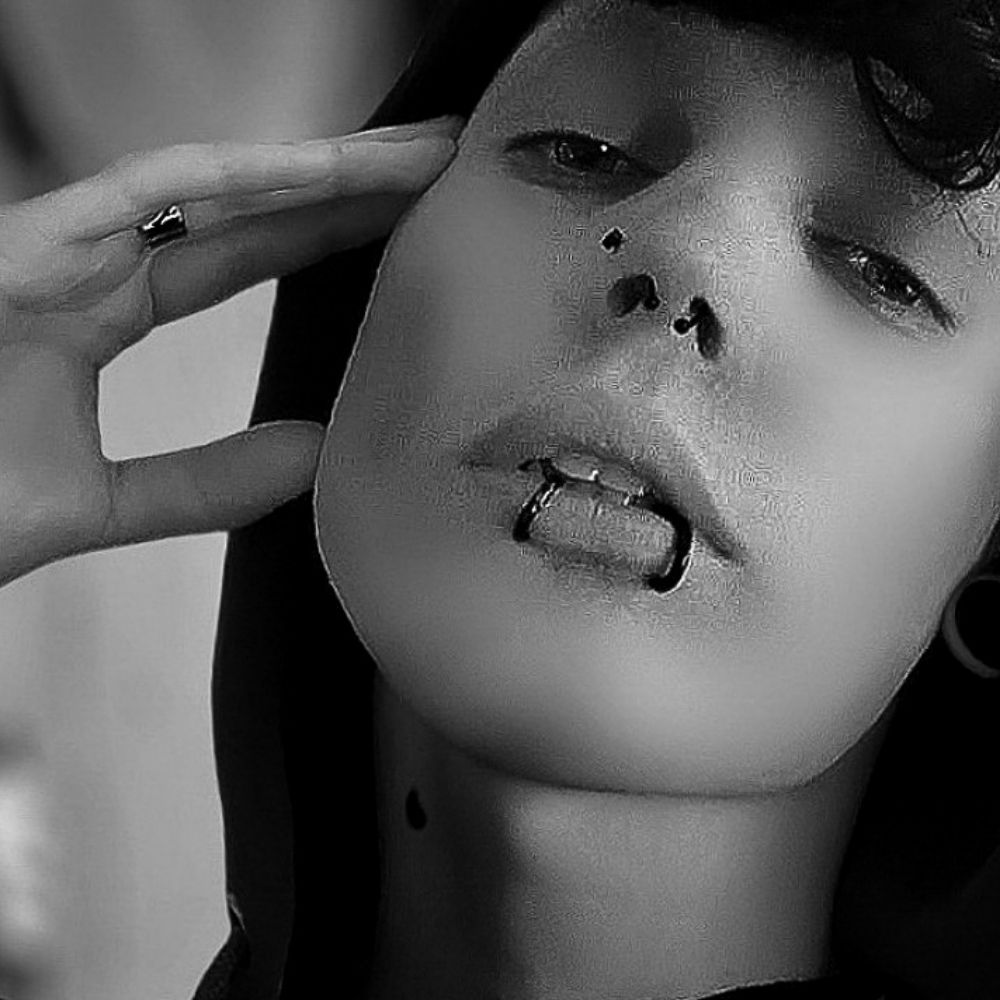 𝑩 𝑬 𝑵 𝑰